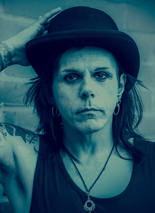 Portrait of musician Acey Slade